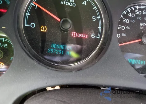 2008 Chevrolet Tahoe Lt z USA, uszkodzony, nr VIN 1GNFC13028R266864